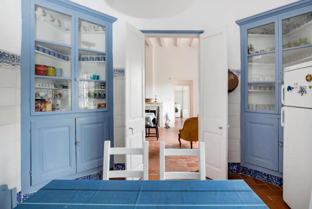 Can Rovira - Stunning Neoclassical Mansion, Just 20 Min Drive From Barcelona City Center, Ideal For Groups And Families 阿雷亚 外观 照片