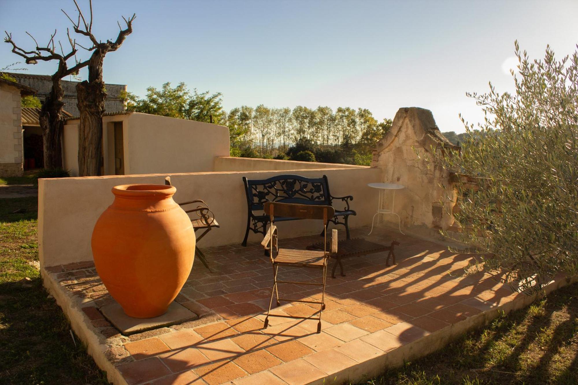 Can Rovira - Stunning Neoclassical Mansion, Just 20 Min Drive From Barcelona City Center, Ideal For Groups And Families 阿雷亚 外观 照片