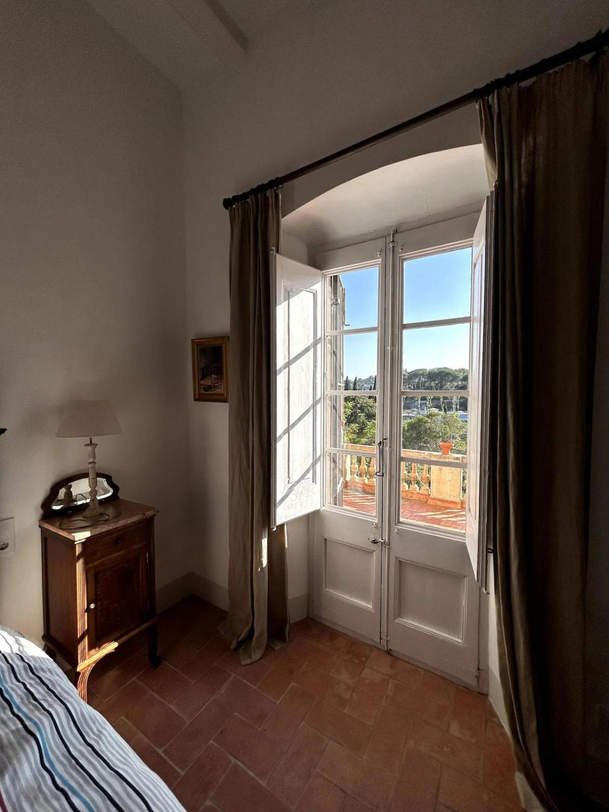 Can Rovira - Stunning Neoclassical Mansion, Just 20 Min Drive From Barcelona City Center, Ideal For Groups And Families 阿雷亚 外观 照片
