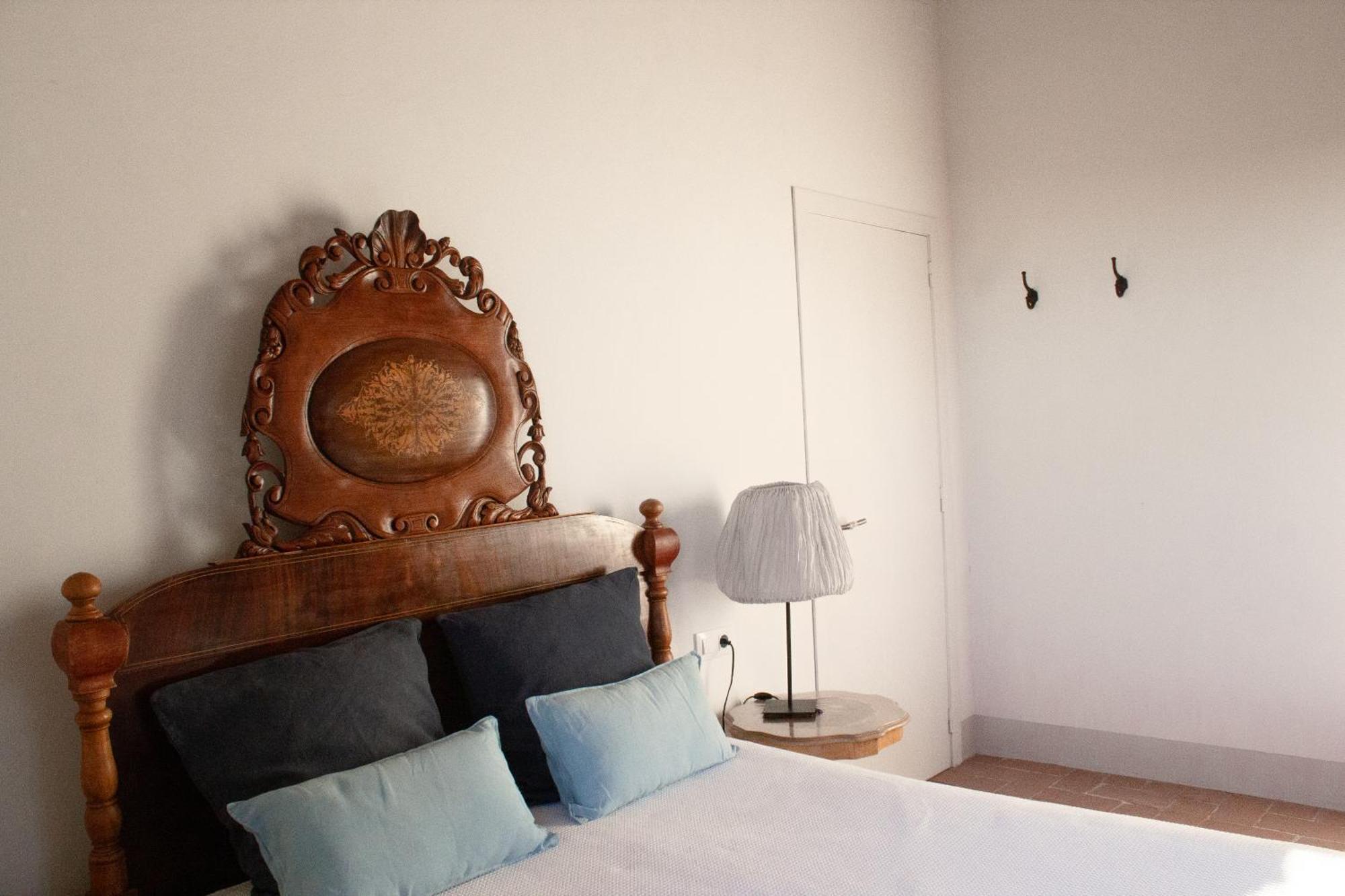 Can Rovira - Stunning Neoclassical Mansion, Just 20 Min Drive From Barcelona City Center, Ideal For Groups And Families 阿雷亚 外观 照片